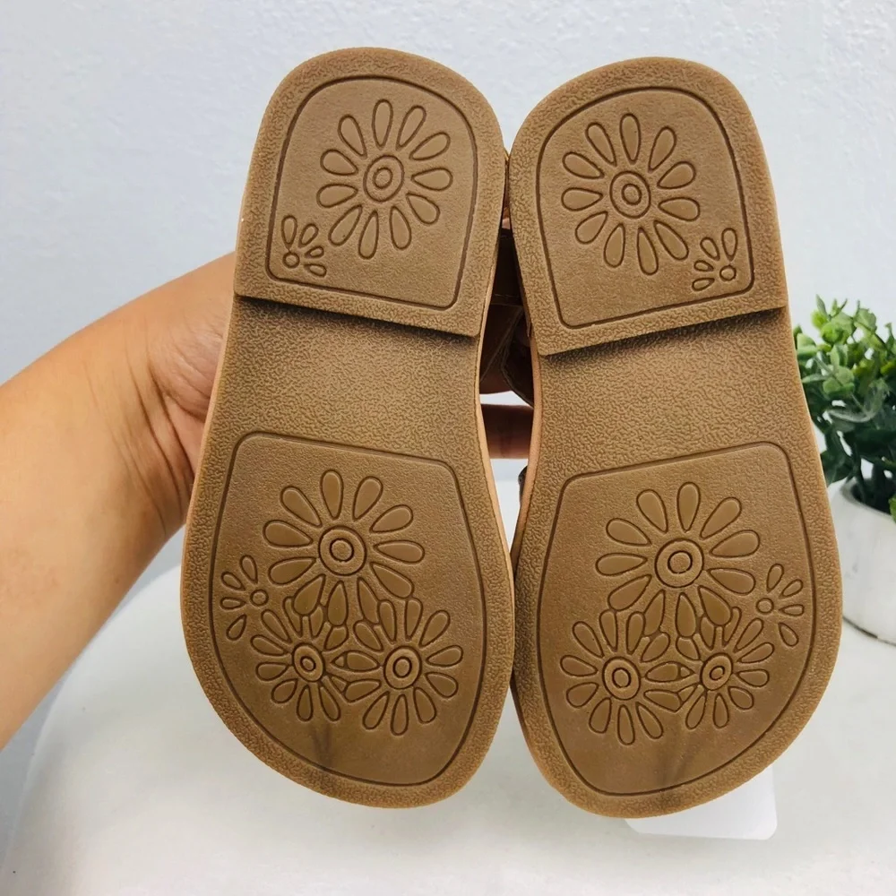 NWT BROWN MULTI STRAP GLADIATOR VELCRO SANDALS KID